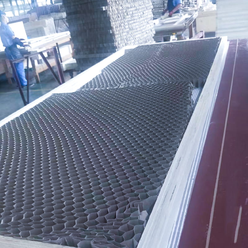 LM135 Nhấn cửa keo cho lắp ráp cửa gỗ